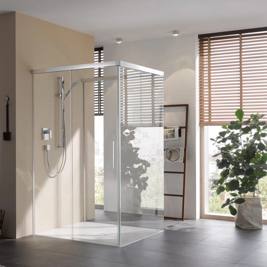 Detalle vidrio templado mampara baño